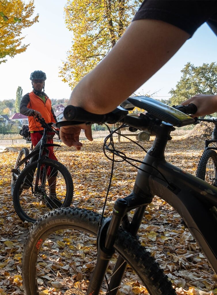 Weekend la Oază Jooyridez Oaza Taina Vie biciclete asistate electric padurea Barnova padurea Barnova iasi Tur ghidat tururi ghidate Campare Cafenea Cafenea barnova Băcănie Evenimente Camping Camping iasi Glamping iasi Glamping Corporate teambuilding teambuilding iasi