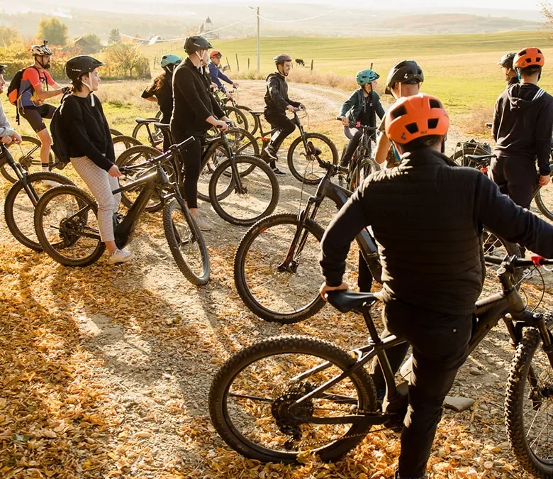 Jooyridez Tur privat Oaza Taina Vie biciclete asistate electric padurea Barnova padurea Barnova iasi iasi Tur ghidat tururi ghidate Campare Cafenea Cafenea barnova Băcănie Evenimente Camping Camping iasi Glamping iasi Glamping Corporate teambuilding teambuilding iasi aventura distractie